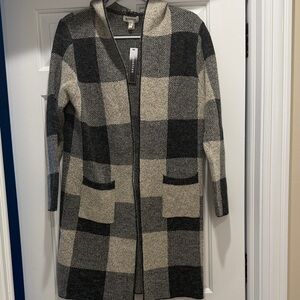 NWT Black and Tan Checkered Cardigan